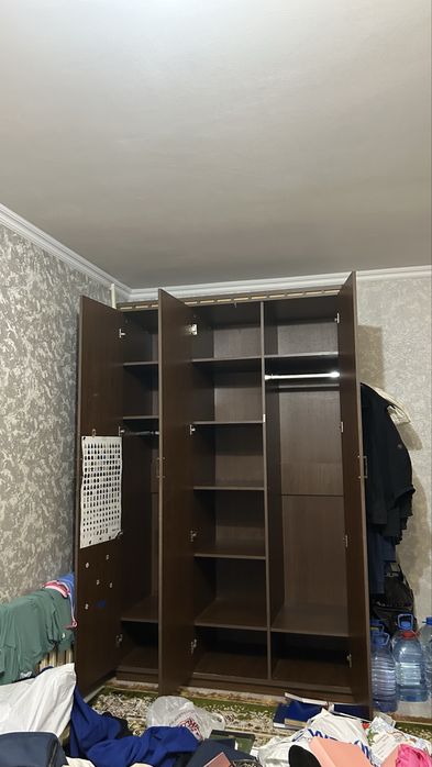 Шкаф большой продам