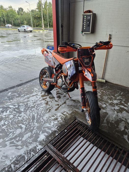 Vând ktm sau schimb cu auto  ktm 560 525 rfs inmatriculat