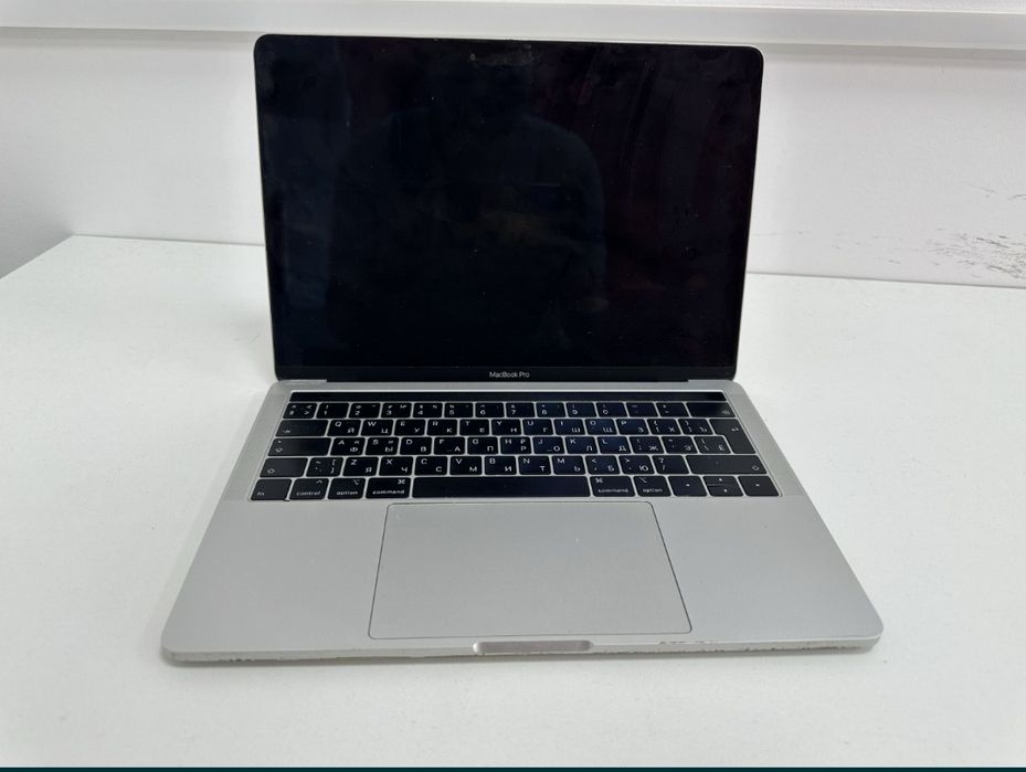 MacBook 13 про 2020
