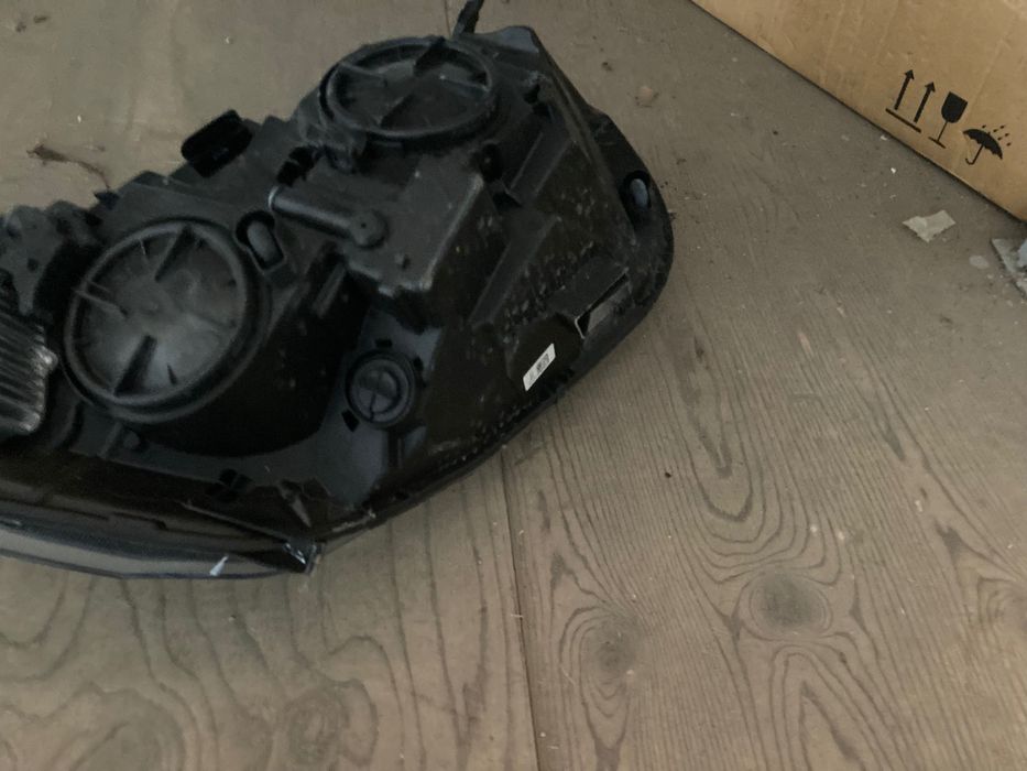 Ляв фар за Ford Transit Custom 18- 22. Оригинален.