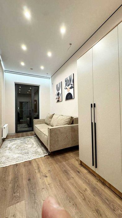 "OzMakon, Golden House"da tayyor 1 xonali xona.`