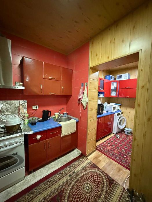 Медгородок 4 хона сотилади 1 кават