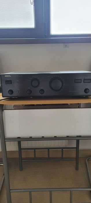Amplificator ONKYO