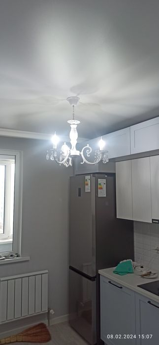 Продам люстры. Самовывоз.