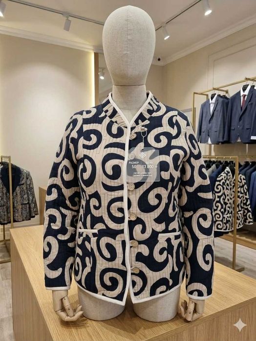 Продам чапаны и жилеты