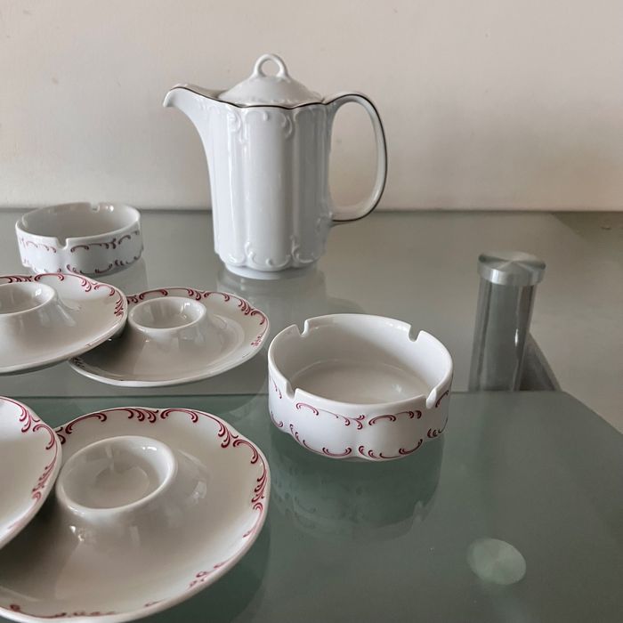 Rosenthal Classic Rose – елегантни порцеланови елементи