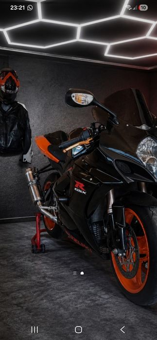 Suzuki Gsxr k7 1000
