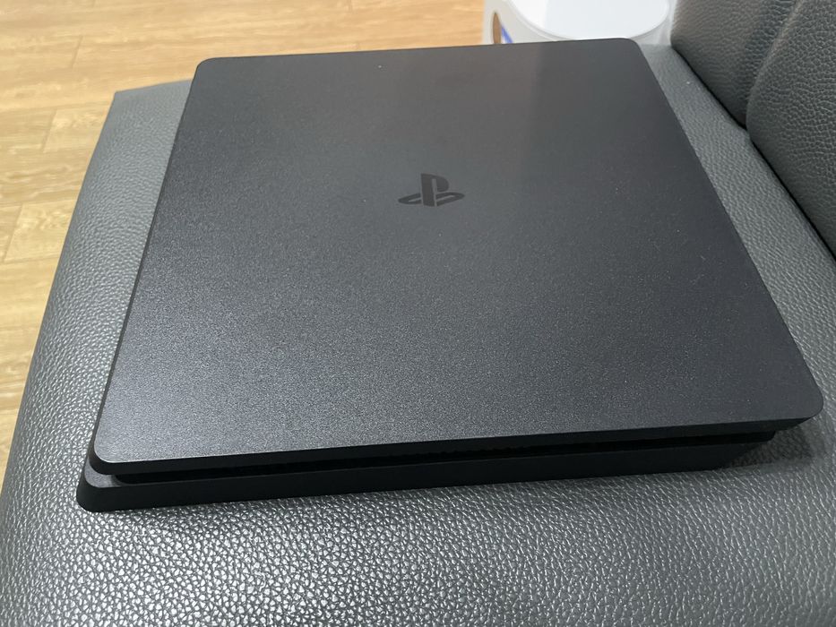PS4 Slim 500GB Sony PlayStation
