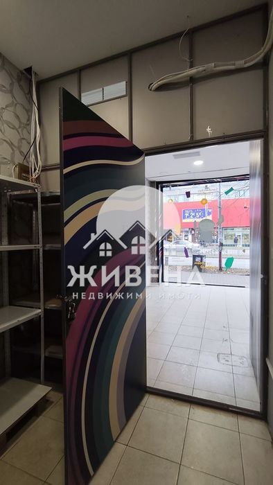 Магазин - 27 кв.м, на главен булевард, Център, Варна