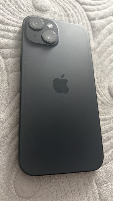 Продам Apple 15