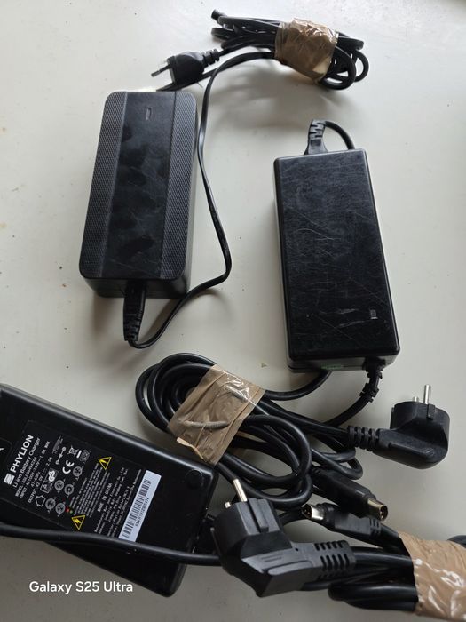 Incarcator giant si fisher 36v si diferite tipuri de roti.