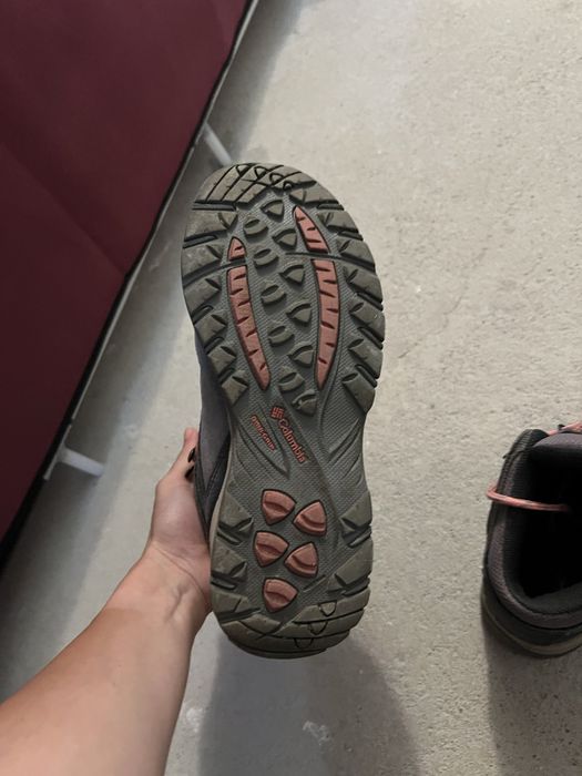 Hiking shoes/ Papuci drumetie Columbia