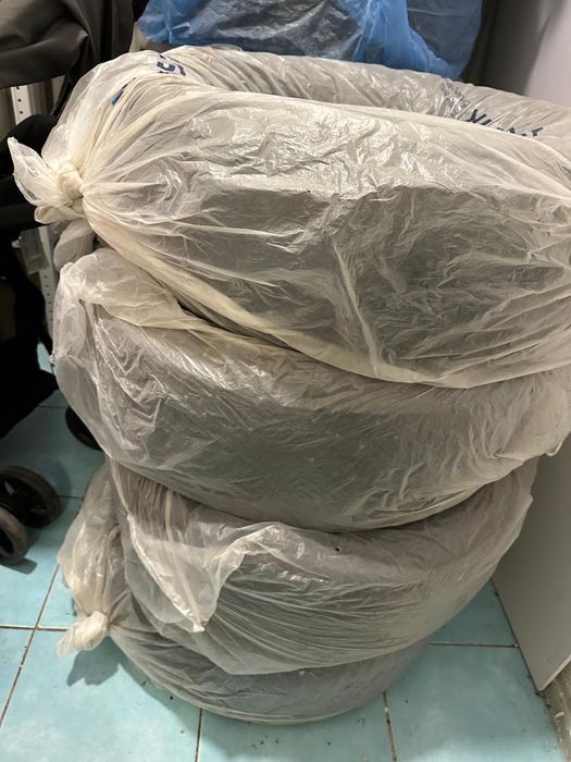 Продам Шины зимние