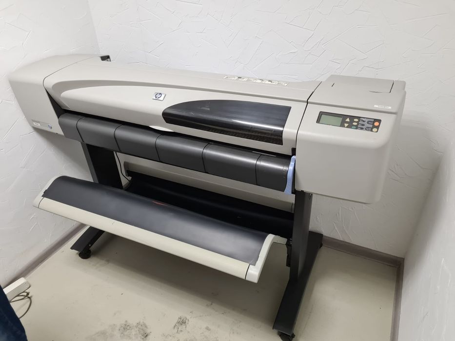 Продам Плотер срочно