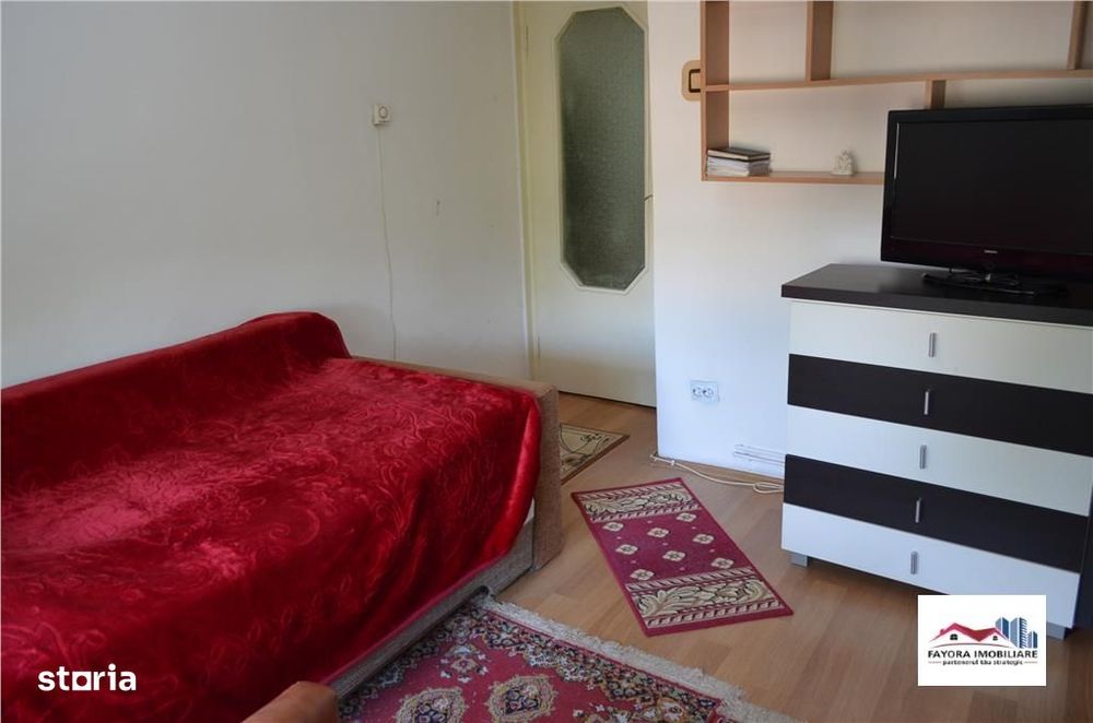 Ap. 3 Camere si 2 Bai cu Garaj de Vanzare Zona Corina — fotografia 3