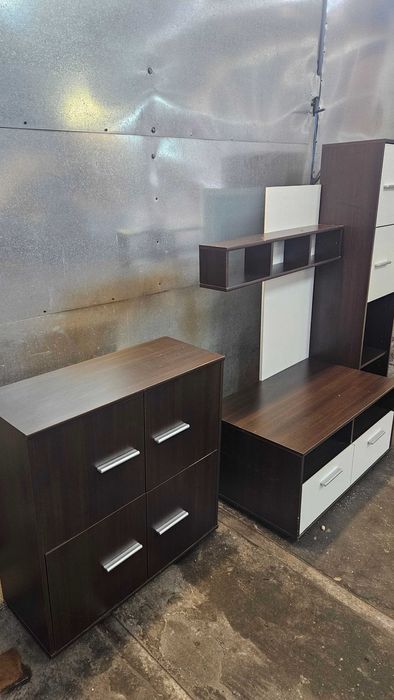 Секция обзавеждане за хол