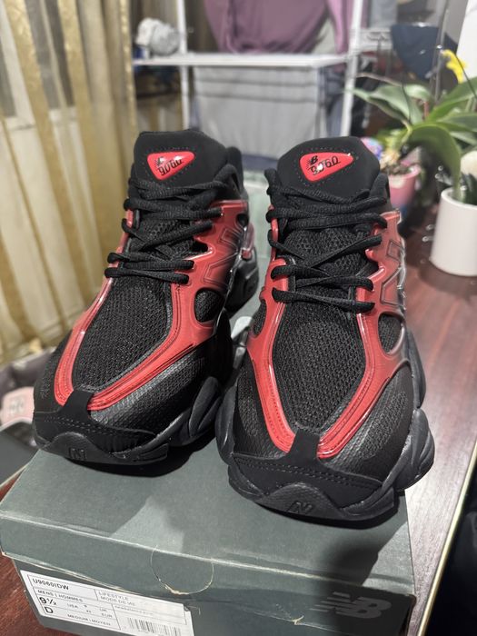 Adidasi New Balance 9060 marimea 43