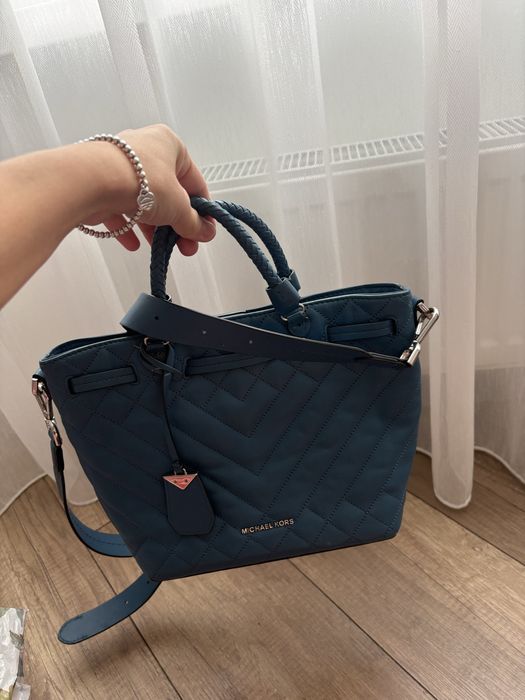 Сумка от Michael Kors