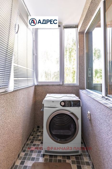 Продава се Тристаен апартамент в Плевен, Широк център - 85 кв.м за 1565 €/кв.м - Снимка #10