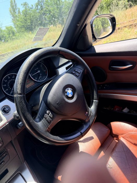 Volan m pachet bmw e90 e91 e92 e93 e87 e81 e82 e88 e70 e84