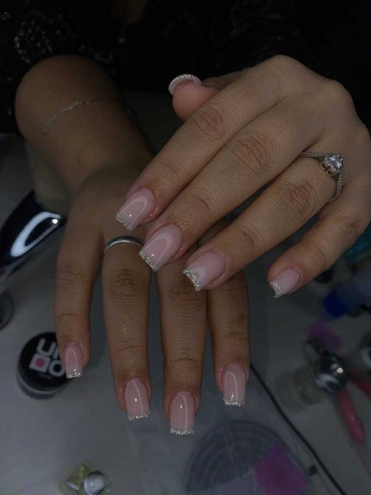 Профессиональный маникюр в Ташкенте.