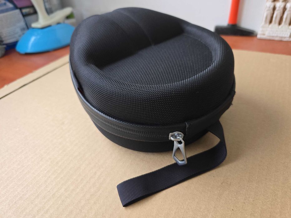 Оригинален твърд калъф за геймърски слушалки HyperX