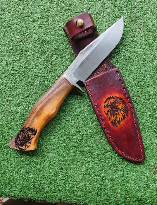 Cuțit de vânătoare handmade