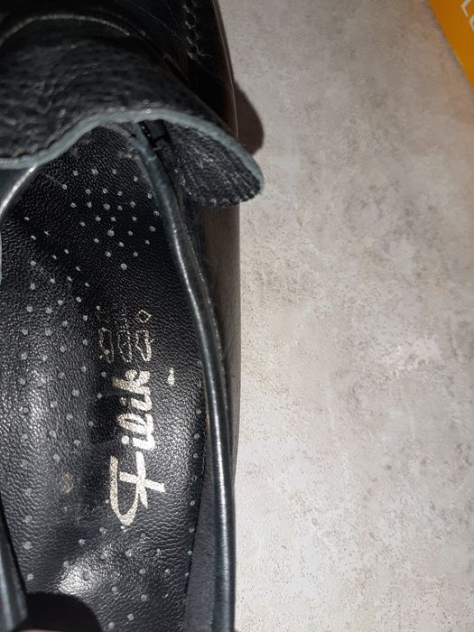 Новые кожаные туфли 38р