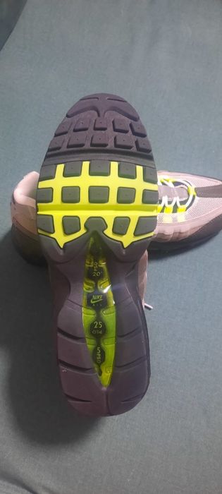 Мужские кроссовки