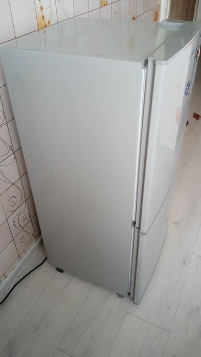 Холодильник продам