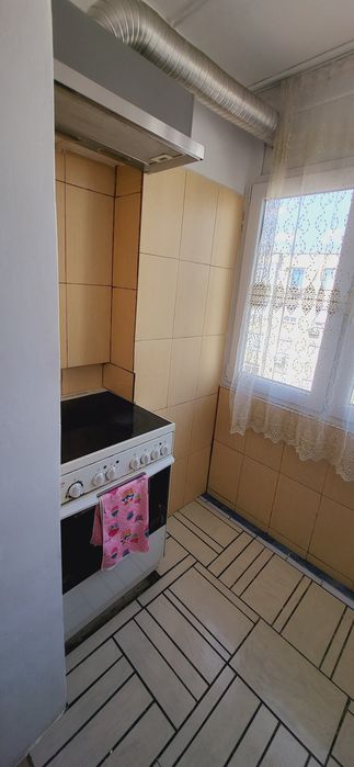 Apartament 2 camere de închiriat, zona Nufărul