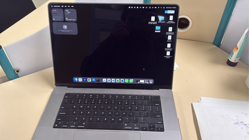 Macbook pro 16 сатылады