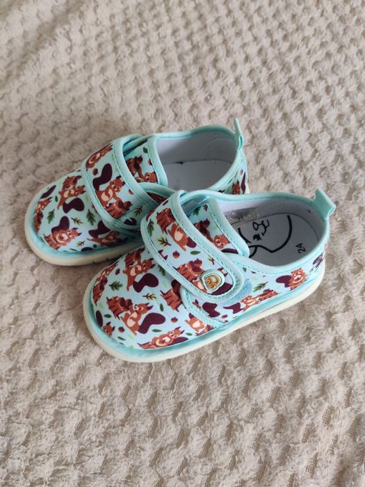Весели детски пантофки