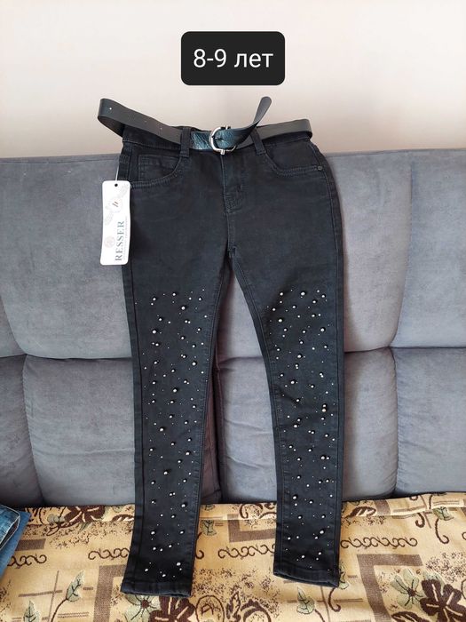 Продам новые джинсы на девочку!