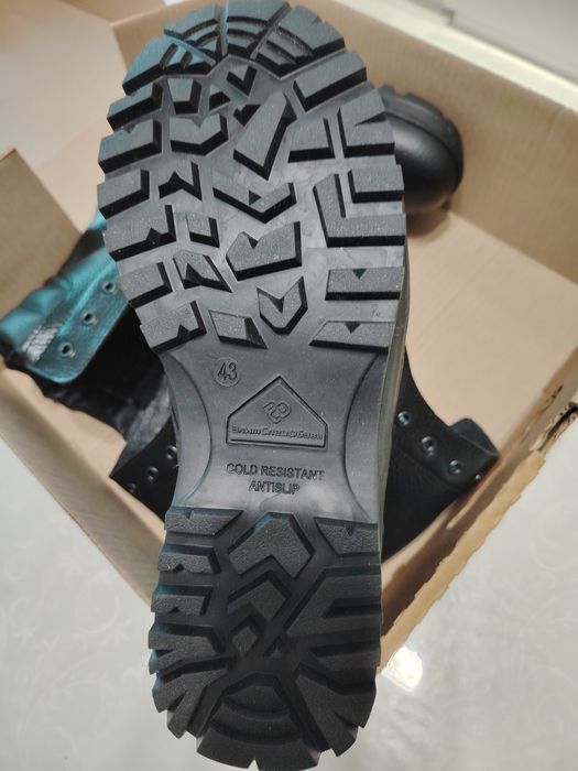 Обувь зимняя берцы