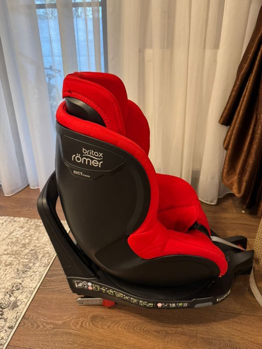 Vand scaun auto Britax romer rotativ cu picior