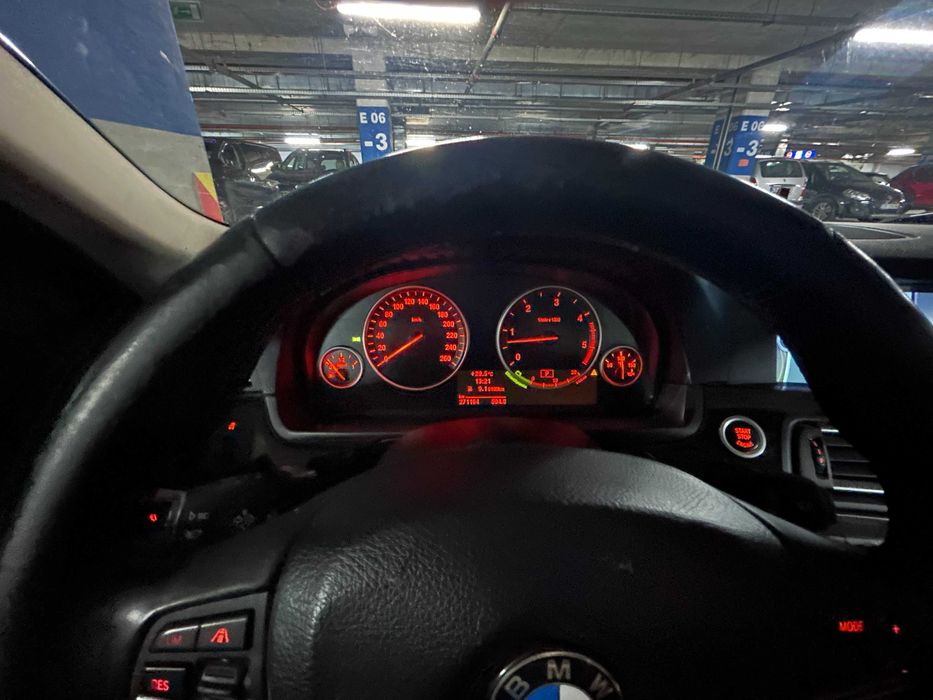 Продавам BMW 530D ,F10