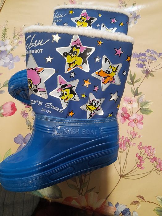 Нови -     Ботушки за детенце