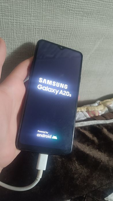 Продам Самсунг А20s