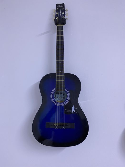 Гитара Медина сатылады