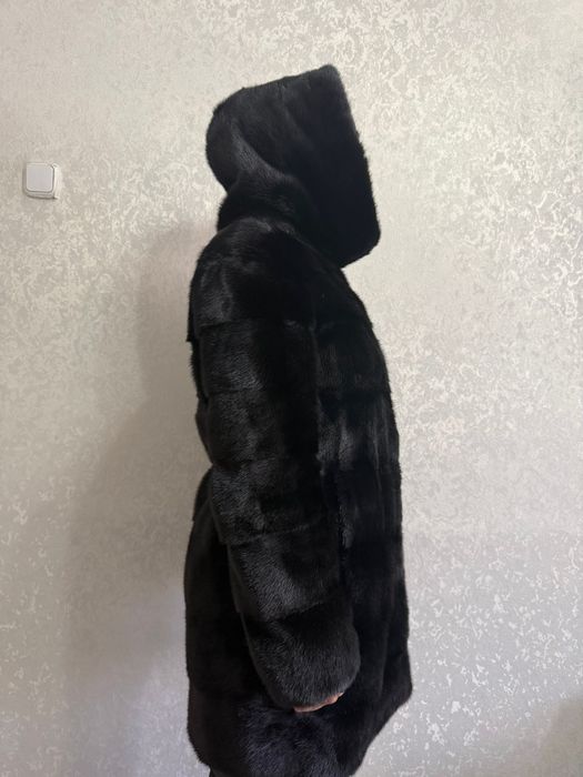Норковая цельная шуба .