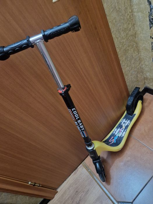 Самокат шустрый детский