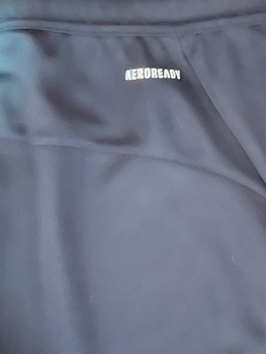 Pantaloni originali adidas !