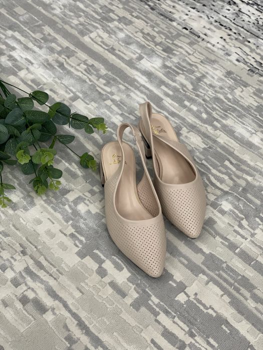 Женская обувь, весна-лето