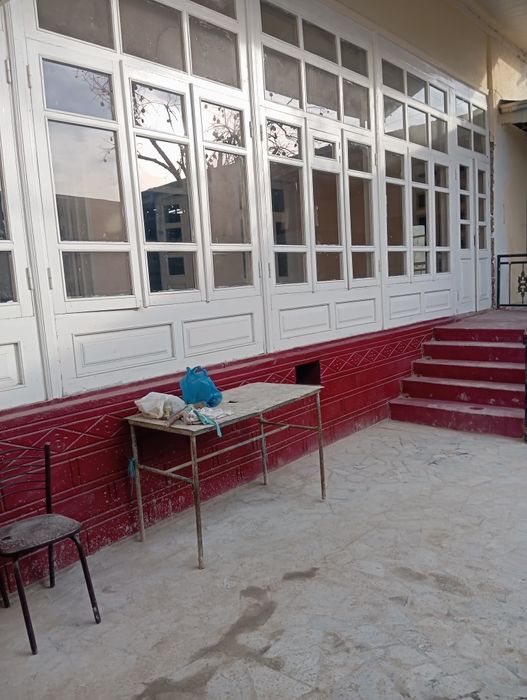 4 xonali xovli ijaraga beriladi