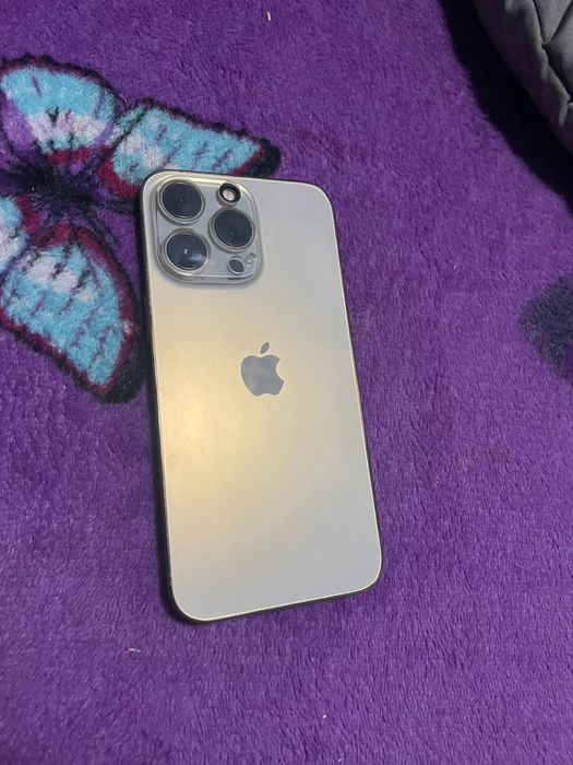 Vand iphone 13 pro 256 GB