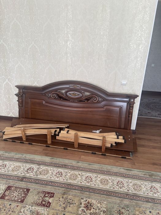 Продам кровать двухместную