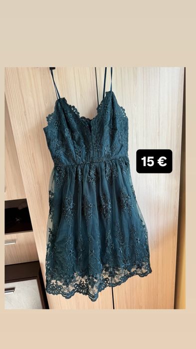 Продавам официални рокли