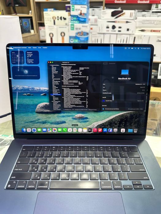 MacBook air 15 M3 8/512 б/у идеал