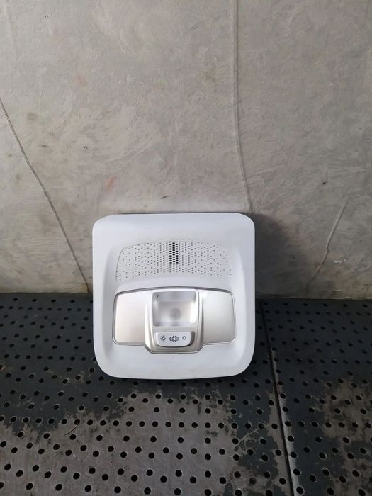 Plafoniera fata peugeot 208 9674441377